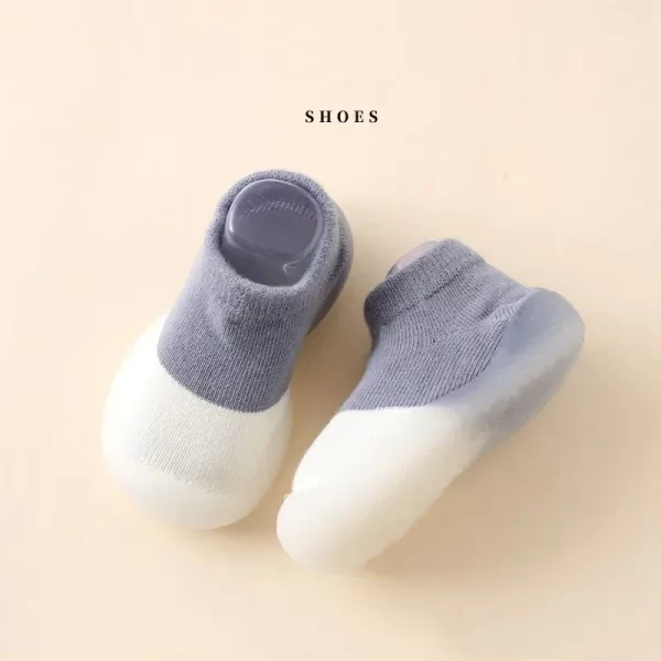 Sapatinhos de bebe anti derrapante. - Image 2